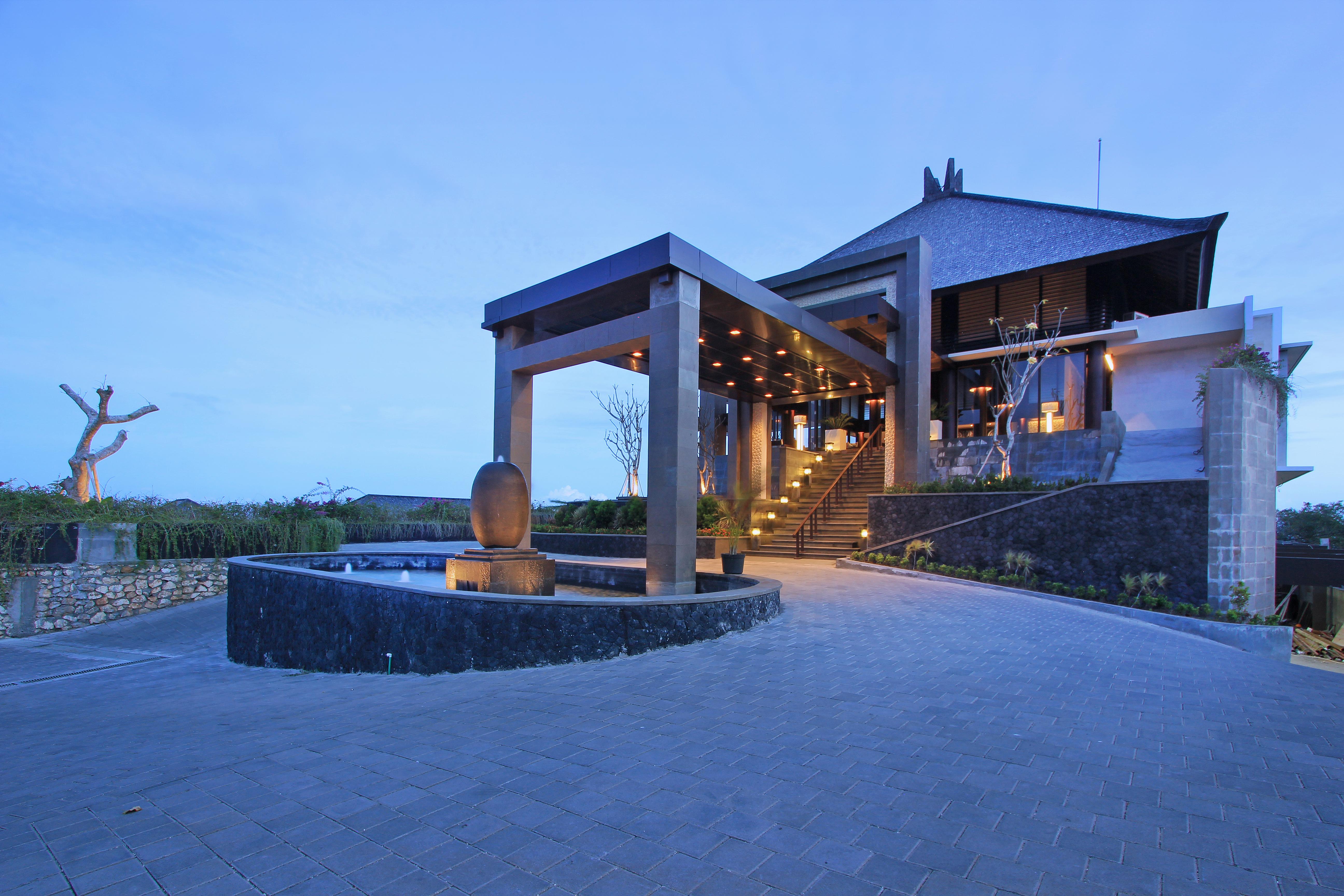 เดอะ สวางัน ลักซัวรี สวีท แอนด์ วิลลา Hotel นูซาดูอา ภายนอก รูปภาพ