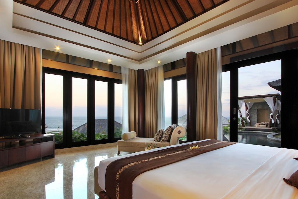เดอะ สวางัน ลักซัวรี สวีท แอนด์ วิลลา Hotel นูซาดูอา ภายนอก รูปภาพ